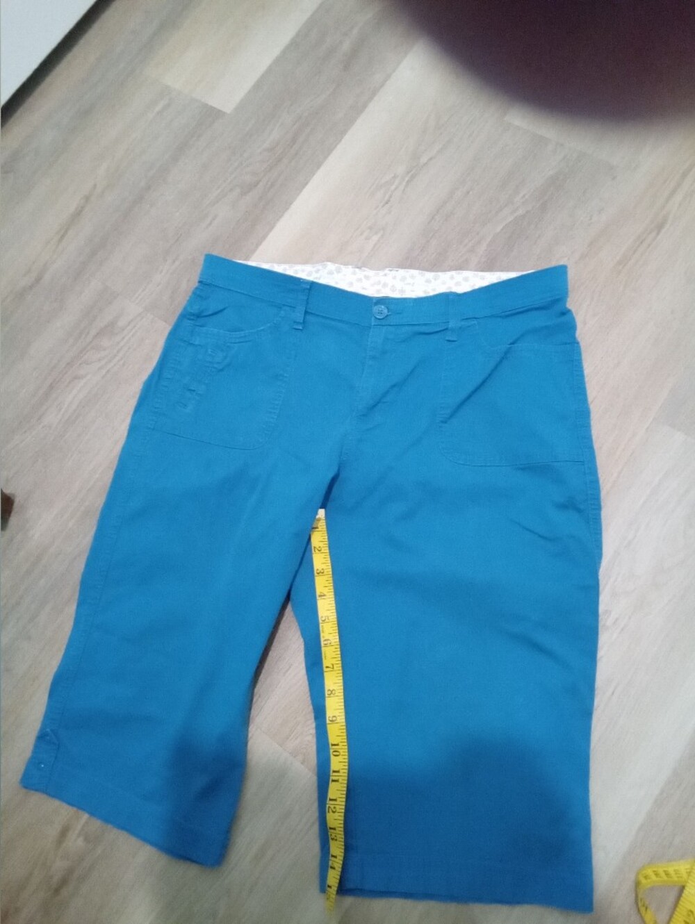 Lee Sinfully Soft Plus Size 16 Turquoise Flat Front 15" Inseam Capris